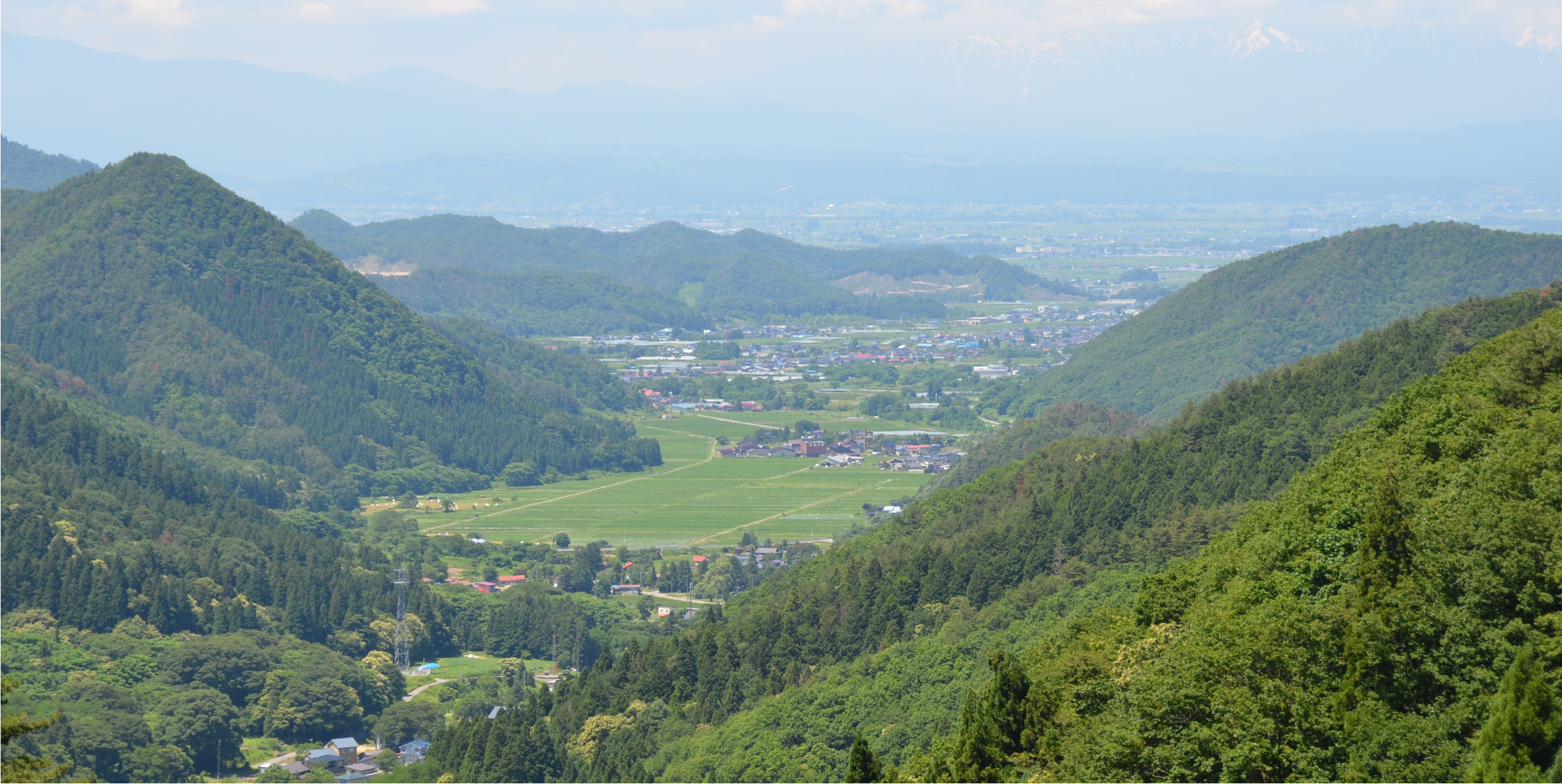 二井宿から望む高畠